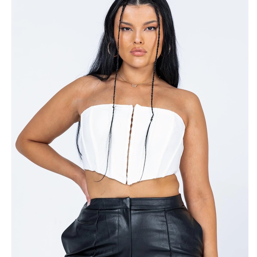Princesspolly top NEVER WORN !!! Bought wrong size